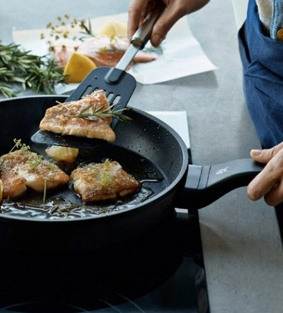 Serpenyők indukcióhoz: tippek és ajánlások