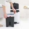 226002 4 pedalovy odpadkovy kos bo 7 l bila ocel brabantia