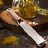 Citrus reszelő MASTER, diófaházas, Microplane