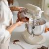 KitchenAid ARTISAN 5KSM60SPX állványos mixer, 5,6 l, mandula