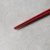Evőpálcikák 22,5 cm, sötét piros / fehér, bambusz, MIJ