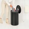 Brabantia szennyes kosár, 60 l, matt fekete, acél